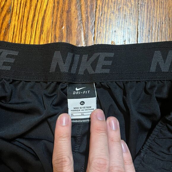 Nike Men's XL Dri-Fit Relaxed Fit Running Gym Workout Athletic Shorts Black - Picture 4 of 12